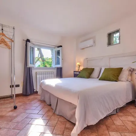 La Casetta Nel Bosco - Hot Tube, Sauna, Ac And Free Park Holiday home Lierna